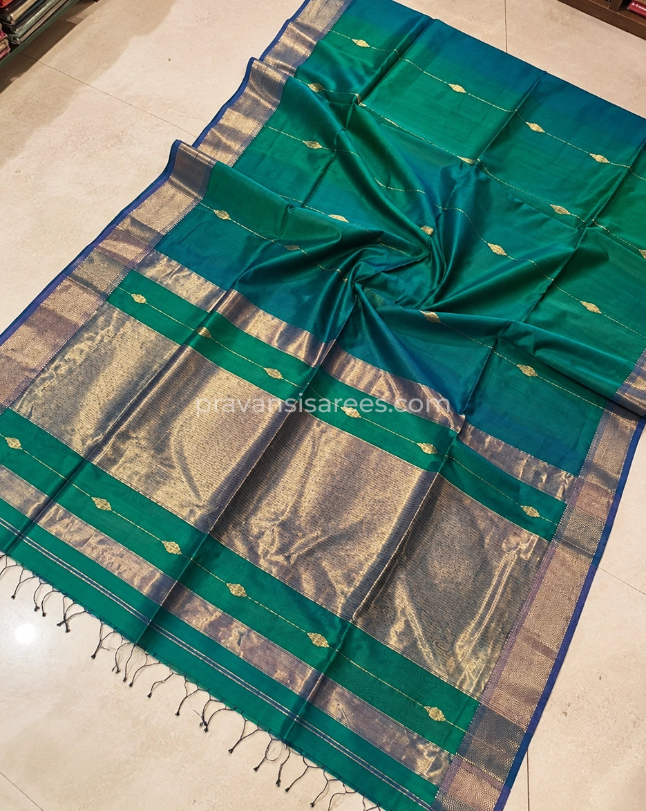 Open view of Emerald Green Shaded Silk by Cotton Maheshwari Buttidar Saree