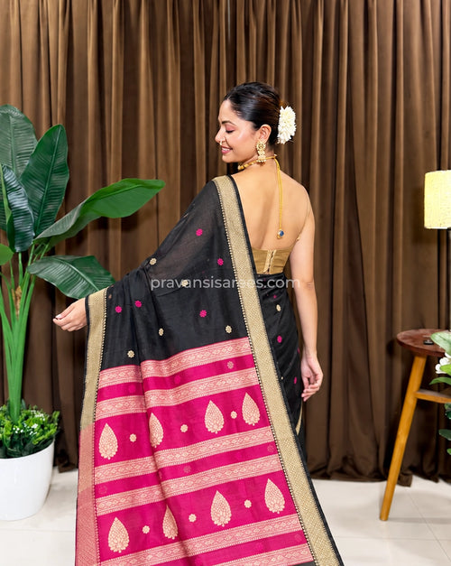 Black Maheshwari Buttidar Saree with Pink Pallu