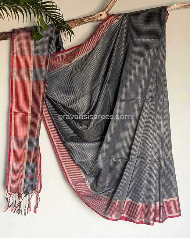 Full view of Maheshwari Semi Zari Checks Grey Saree