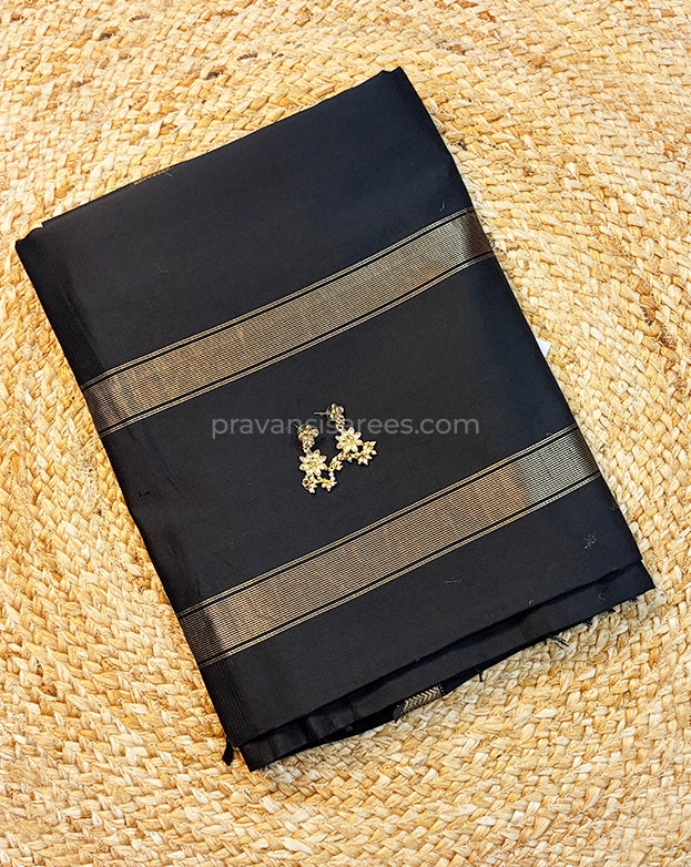 Pure Maheshwari Cotton by Cotton Black Saree