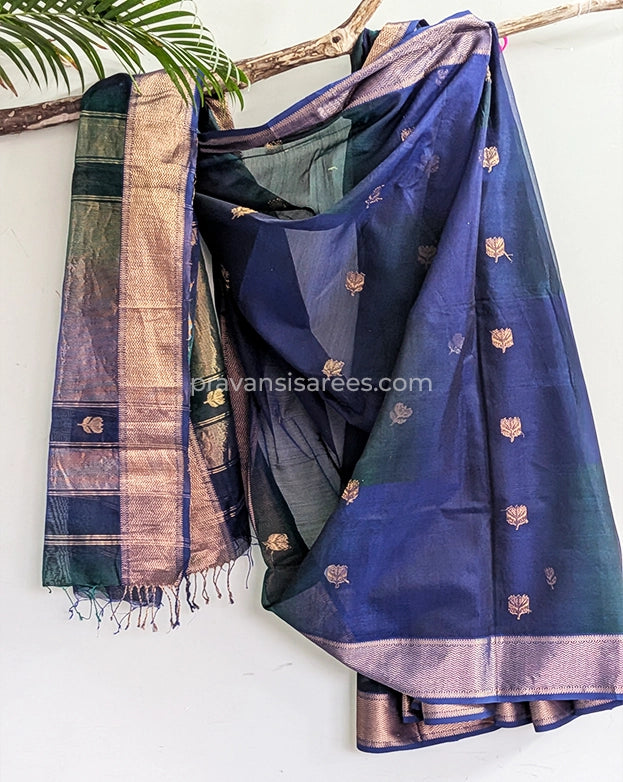 Full view of Pure Maheshwari Lotus Butta Navy Blue Saree