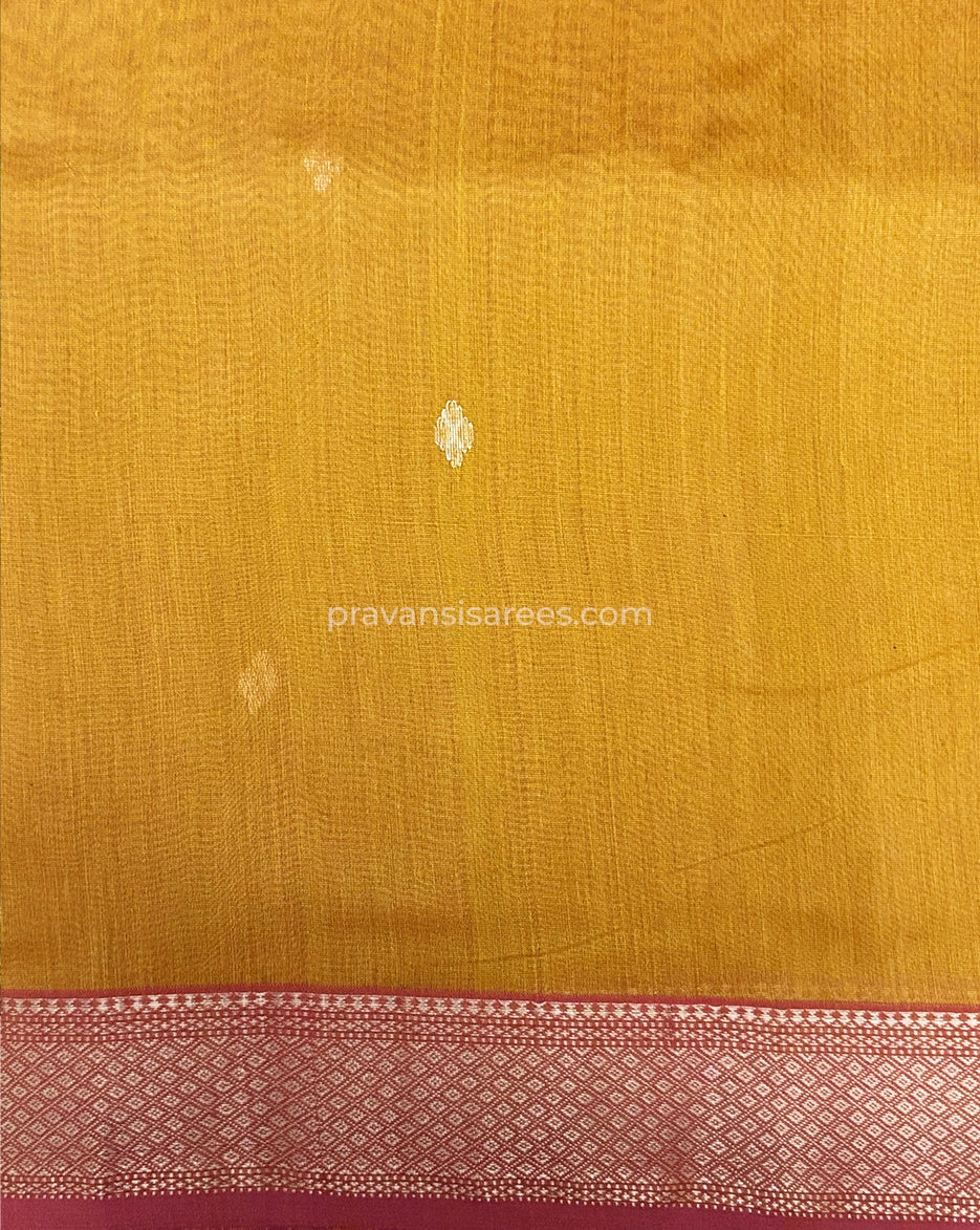 Open view of the Pure Maheshwari Palledar Mustard Saree showing the full saree design