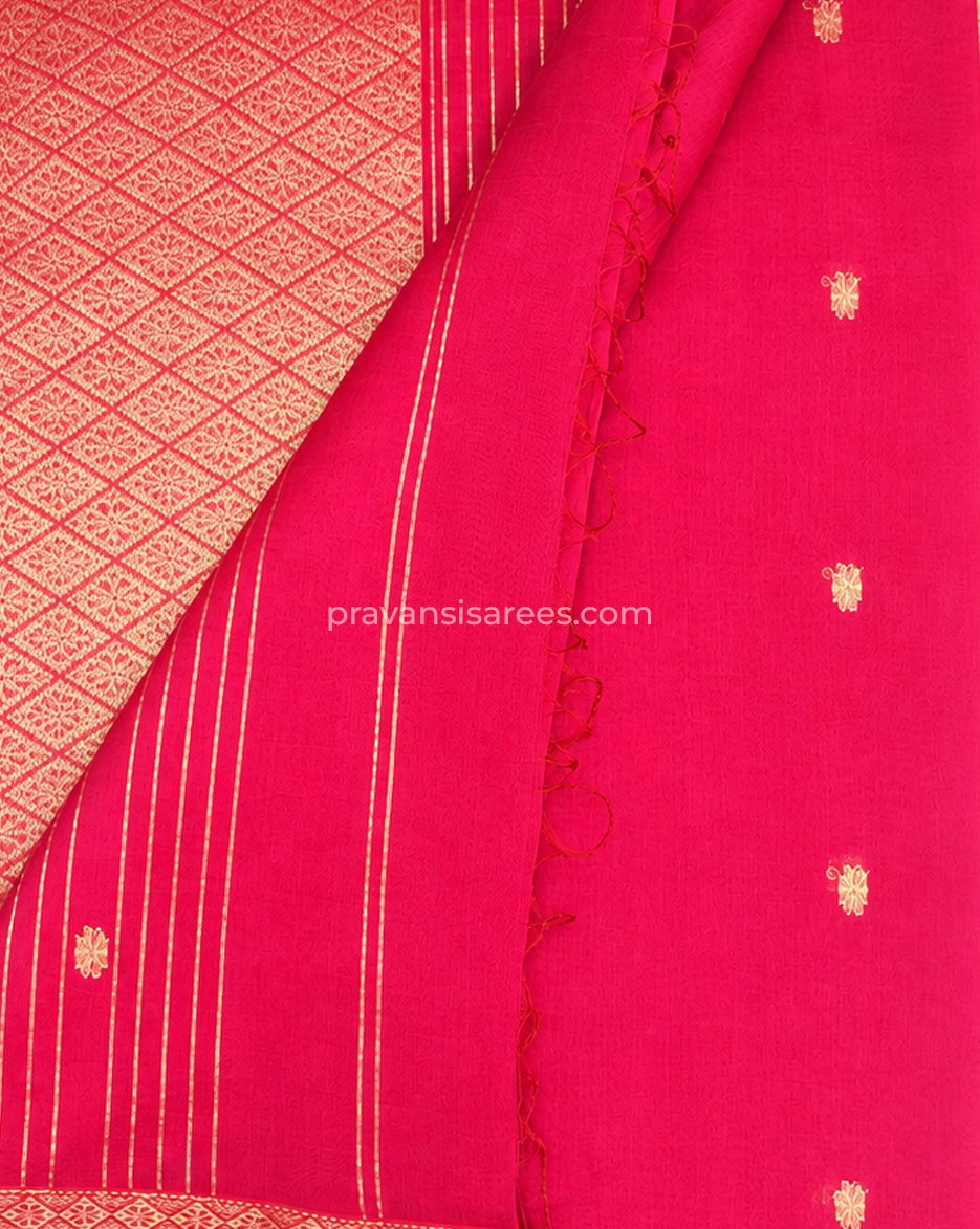 Product view of the Pure Maheshwari Palledar Royal Rani Pink Saree