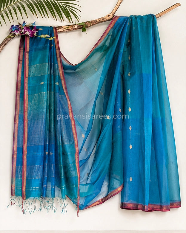 Full view of Pure Maheshwari Shaded Butti Blue Saree