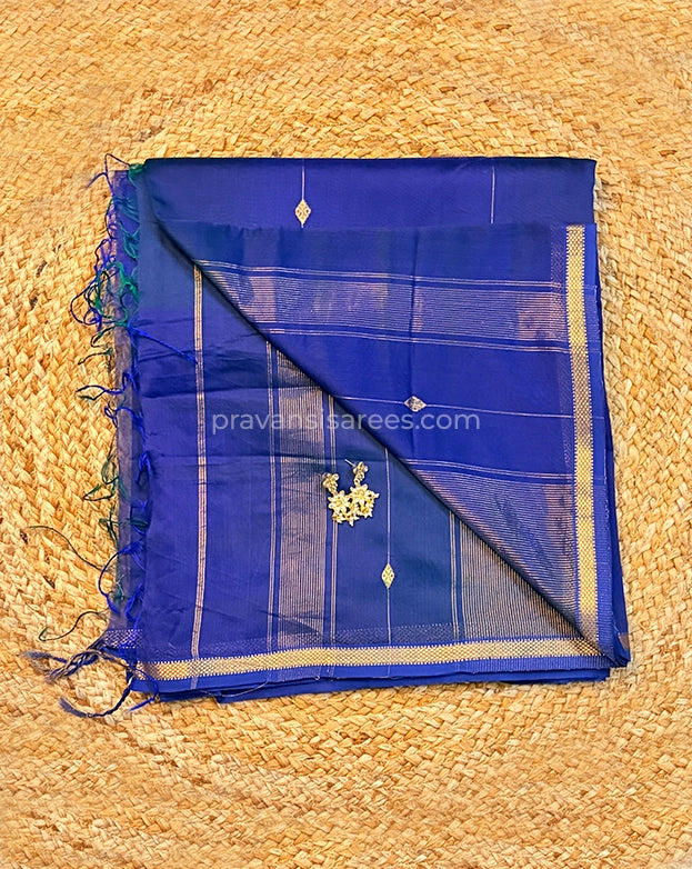 Open view of Pure Maheshwari Shaded Butti Indigo Blue Saree