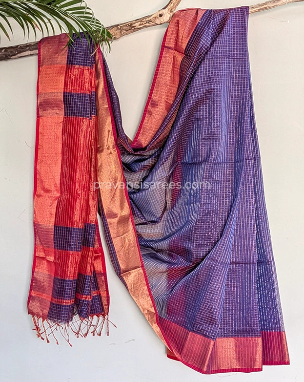 Full view of Pure Maheshwari Zari Checks Purple Saree