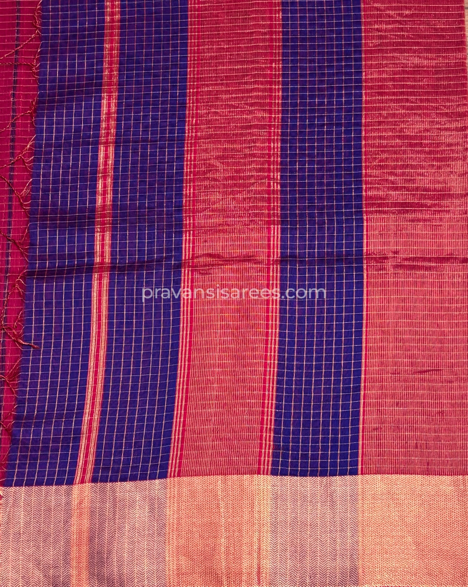 Open view of the Pure Maheshwari Zari Checks Purple Saree showing the full saree design