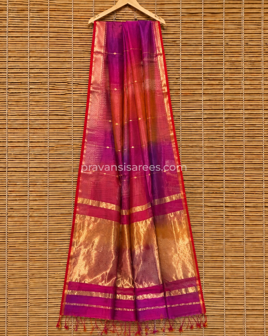 Full view of Rani Pink Shaded Silk by Cotton Maheshwari Buttidar Saree