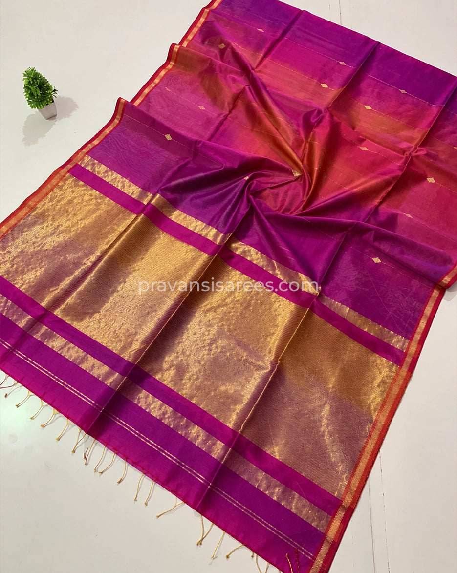 Open view of Rani Pink Shaded Silk by Cotton Maheshwari Buttidar Saree