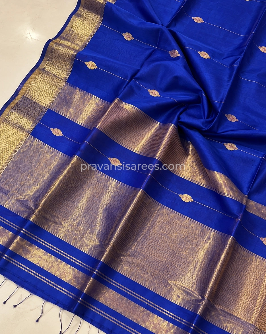 Open view of Royal Blue Silk by Cotton Maheshwari Buttidar Saree with Zari Pallu